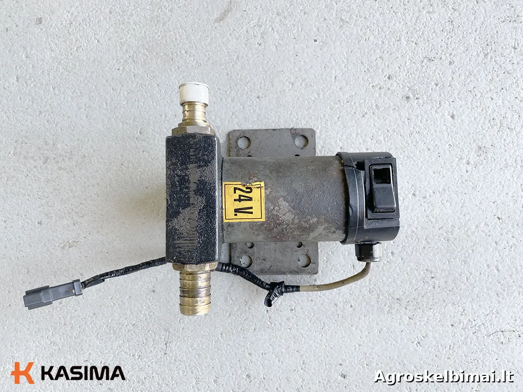 Parduodama Komatsu PW160 kuro papildymo siurbliukas - Statybinė technika, Telšiai