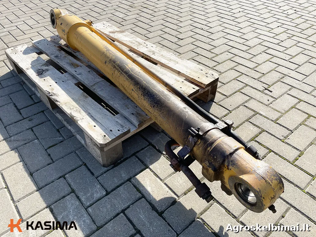 Parduodamos Daewoo DH130-2 cilindras - Statybinė technika nuotrauka 3