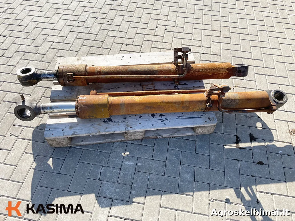 Parduodami Daewoo DH130-2 strėlės cilindrai - Statybinė technika, Telšiai