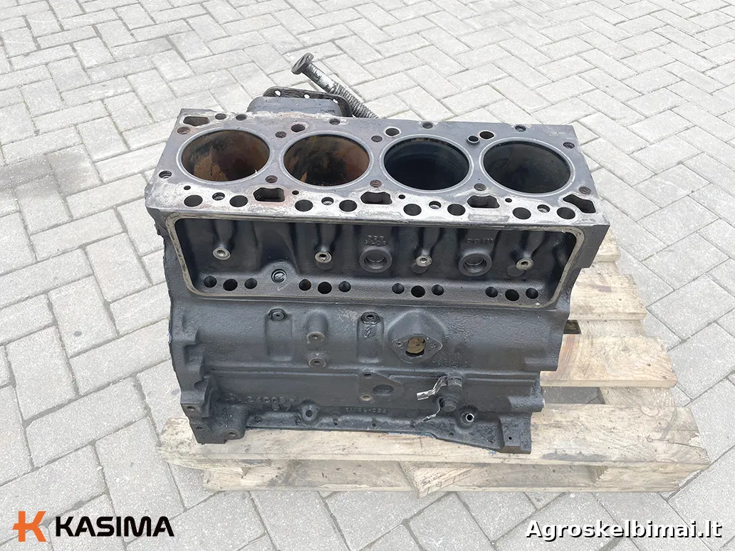 Parduodamas „Komatsu“ SAA4D102E-2 variklio blokas - Statybinė technika, Telšiai