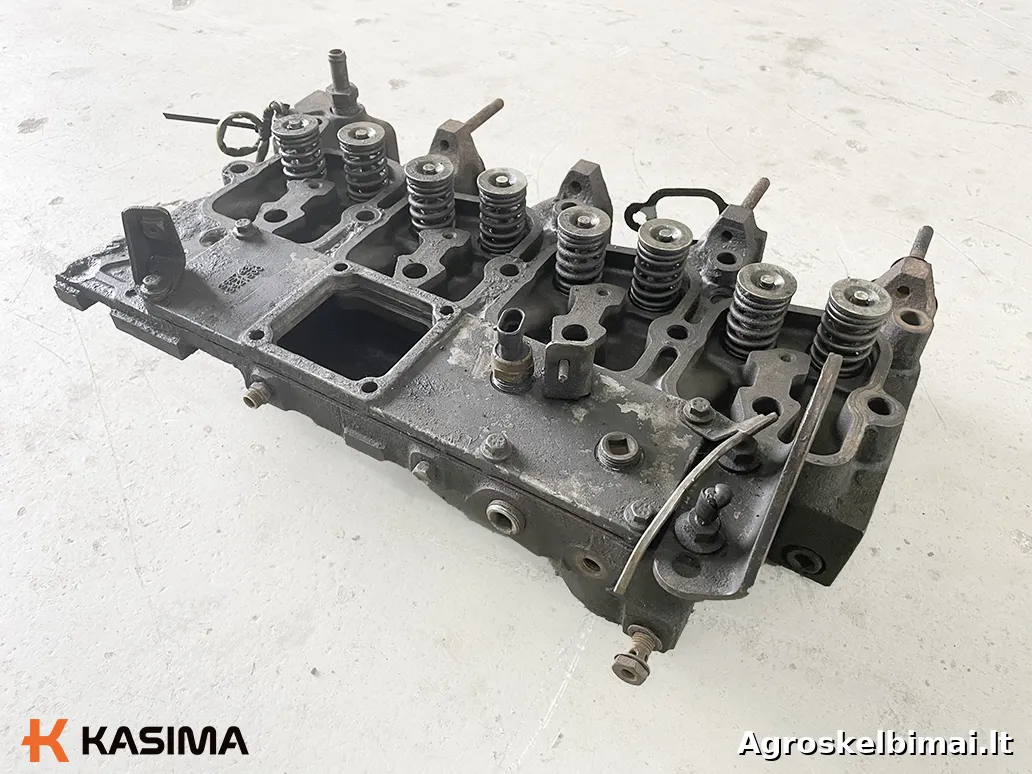Parduodama „Komatsu“ SAA4D102E-2 variklio galva - Statybinė technika nuotrauka 4