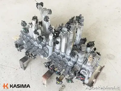 Parduodamas Kubota U55 hidraulinis paskirstytojas - Statybinė technika
