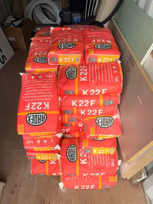 Kalcio sulfato savaime išsilyginantis mišinys Ardex K 22 F